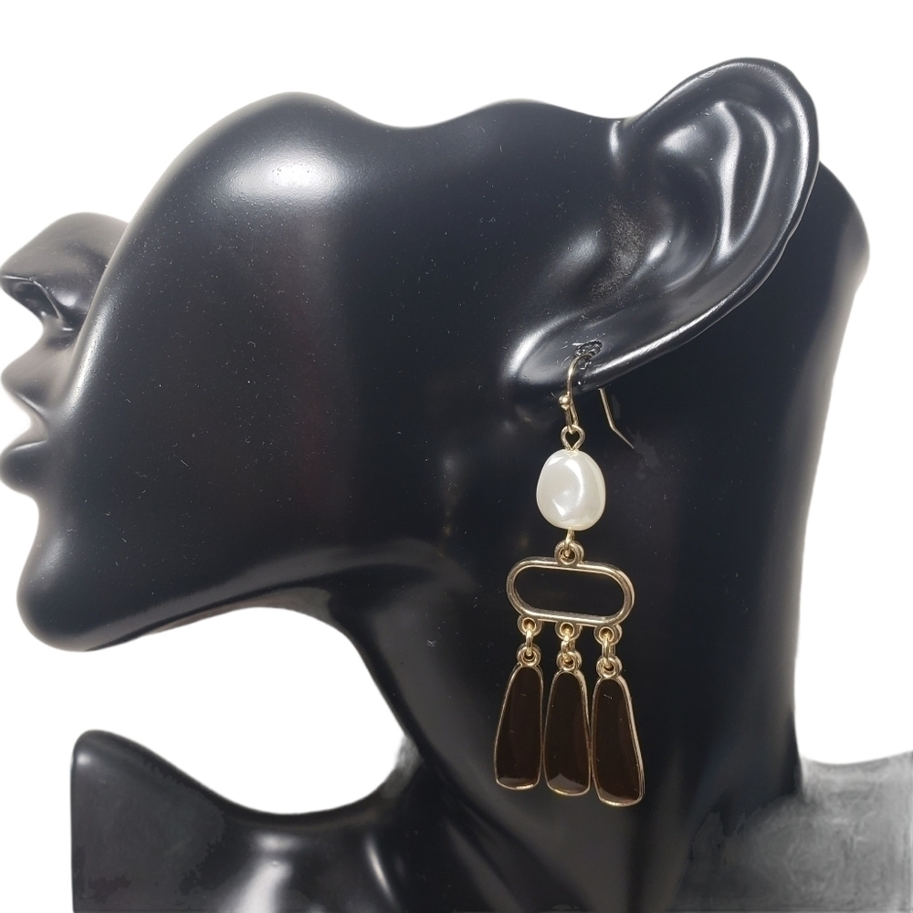 A New Day Tan Drop Hook Earrings Sz OS